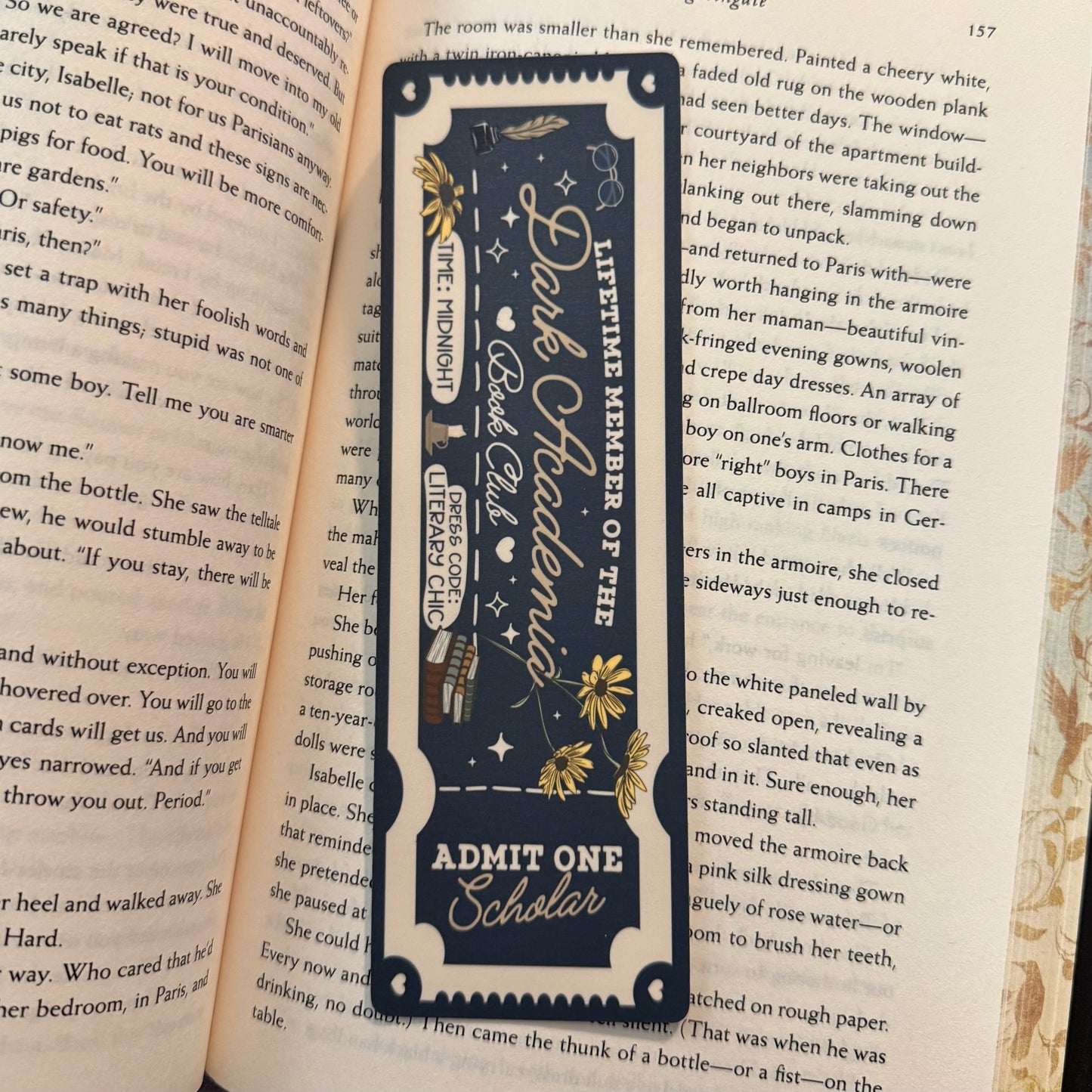 Bookmark - Dark Academia