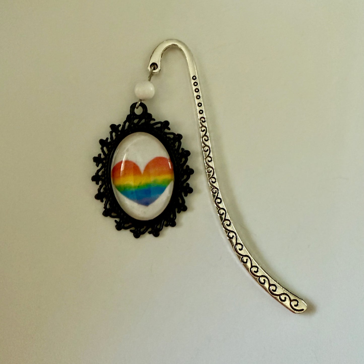 Mini Book Hook - WATER COLOR RAINBOW HEART