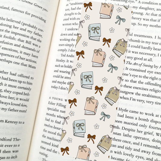 Bookmark - Bows and Books
